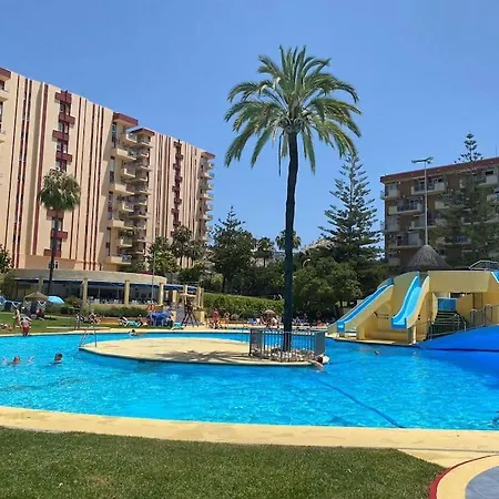 Alucinante Apt. Con Vistas, Piscinas Y Recepcion 24 Hs. *