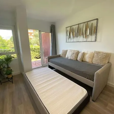 Alucinante Apt. Con Vistas, Piscinas Y Recepcion 24 Hs.